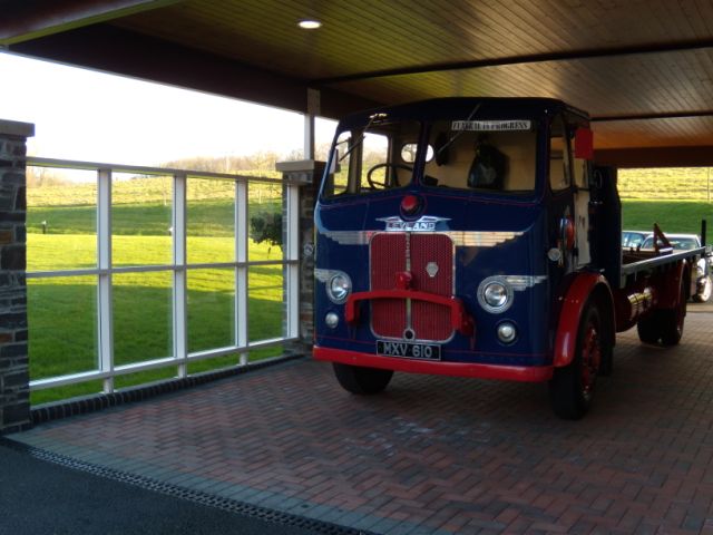 ICCM Vintage Leyland Beaver 